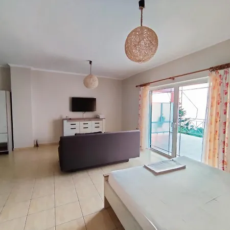 Agnantio Apartment Agios Nikitas Exterior photo